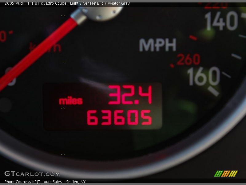 Light Silver Metallic / Aviator Grey 2005 Audi TT 1.8T quattro Coupe