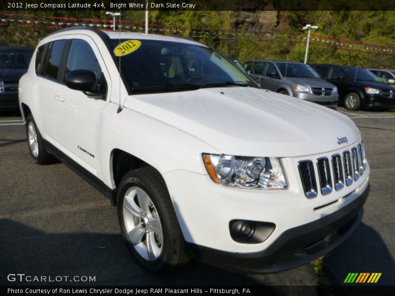 Bright White / Dark Slate Gray 2012 Jeep Compass Latitude 4x4