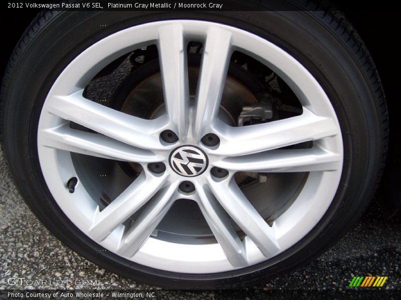 Platinum Gray Metallic / Moonrock Gray 2012 Volkswagen Passat V6 SEL