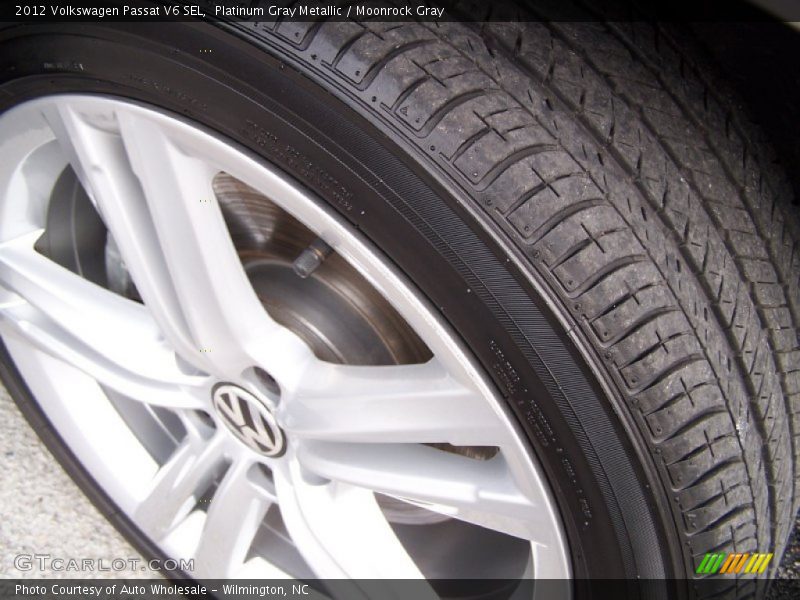 Platinum Gray Metallic / Moonrock Gray 2012 Volkswagen Passat V6 SEL