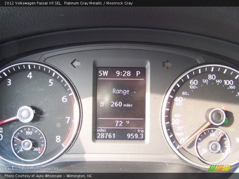 Platinum Gray Metallic / Moonrock Gray 2012 Volkswagen Passat V6 SEL