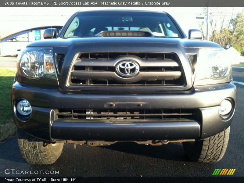 Magnetic Gray Metallic / Graphite Gray 2009 Toyota Tacoma V6 TRD Sport Access Cab 4x4