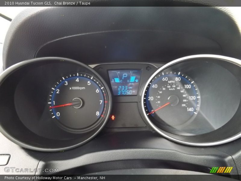 Chai Bronze / Taupe 2010 Hyundai Tucson GLS