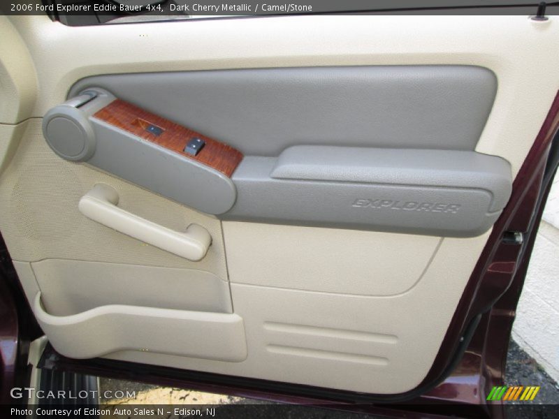 Door Panel of 2006 Explorer Eddie Bauer 4x4