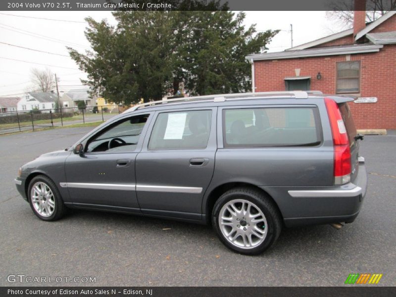 Titanium Gray Metallic / Graphite 2004 Volvo V70 2.5T