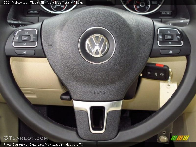 Night Blue Metallic / Beige 2014 Volkswagen Tiguan SE
