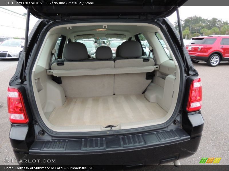 Tuxedo Black Metallic / Stone 2011 Ford Escape XLS