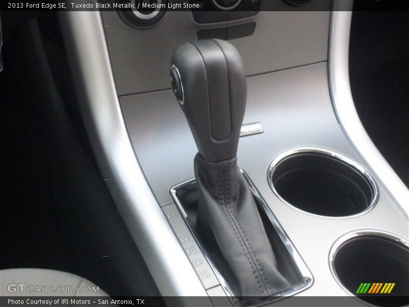 Tuxedo Black Metallic / Medium Light Stone 2013 Ford Edge SE