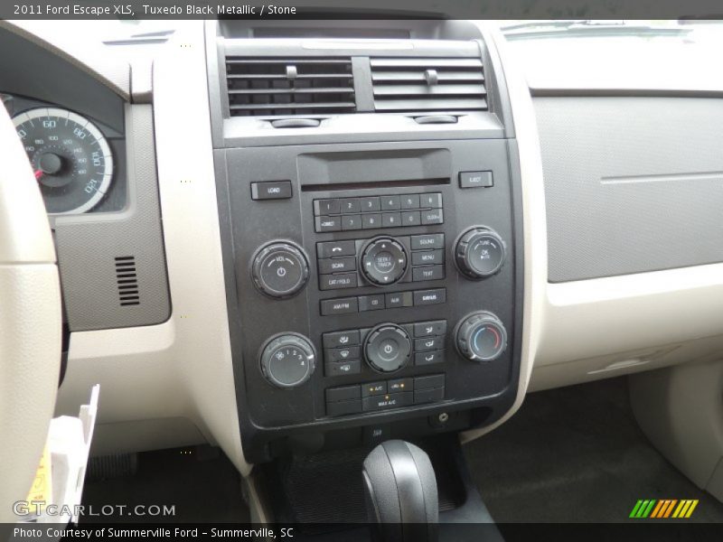 Tuxedo Black Metallic / Stone 2011 Ford Escape XLS