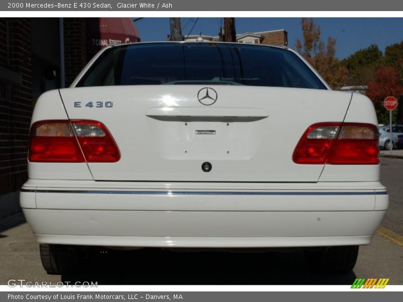  2000 E 430 Sedan Glacier White