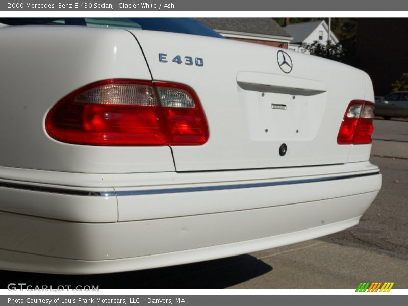 Glacier White / Ash 2000 Mercedes-Benz E 430 Sedan