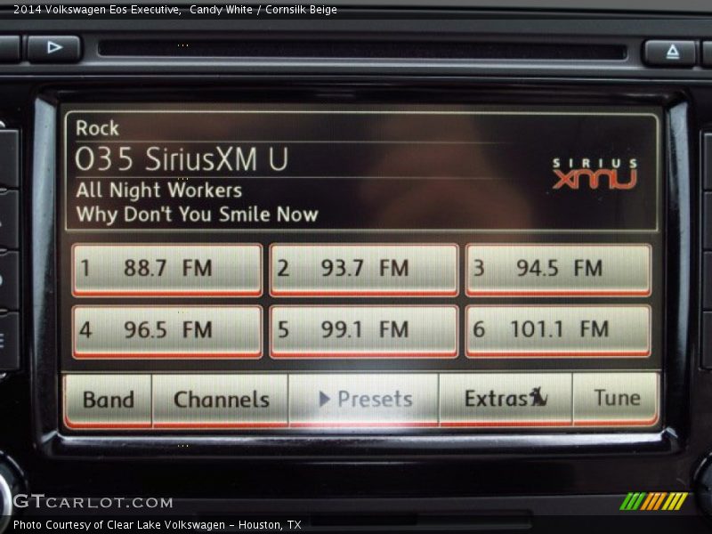 Candy White / Cornsilk Beige 2014 Volkswagen Eos Executive