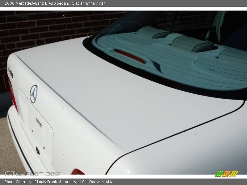Glacier White / Ash 2000 Mercedes-Benz E 430 Sedan