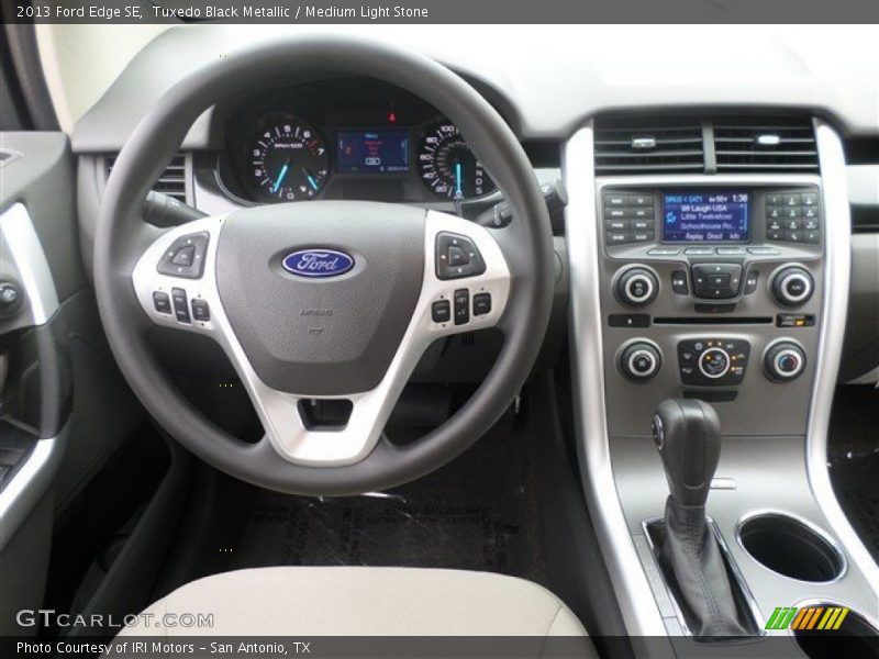 Tuxedo Black Metallic / Medium Light Stone 2013 Ford Edge SE