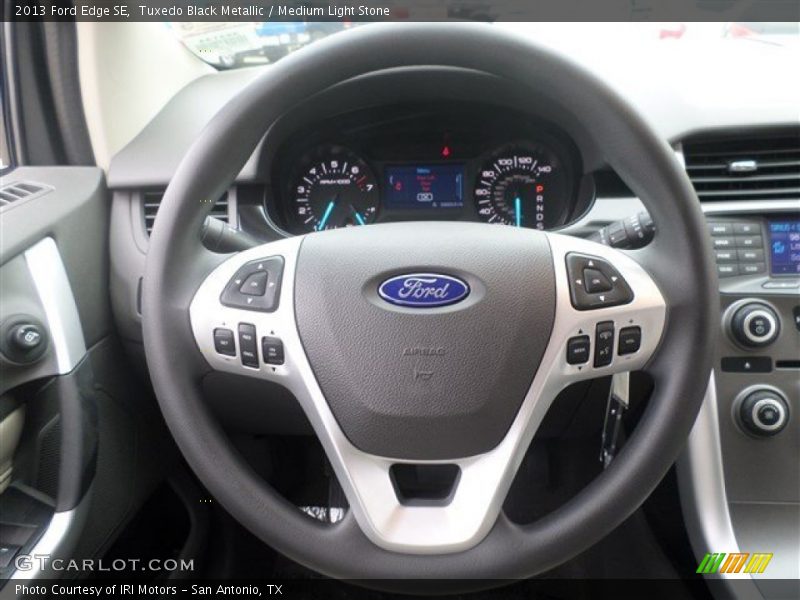 Tuxedo Black Metallic / Medium Light Stone 2013 Ford Edge SE