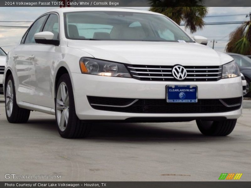 Candy White / Cornsilk Beige 2014 Volkswagen Passat TDI SE