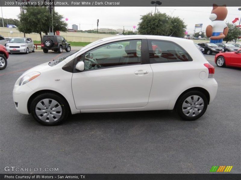 Polar White / Dark Charcoal 2009 Toyota Yaris S 3 Door Liftback