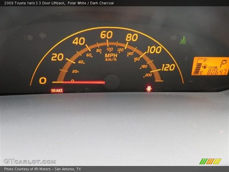 Polar White / Dark Charcoal 2009 Toyota Yaris S 3 Door Liftback