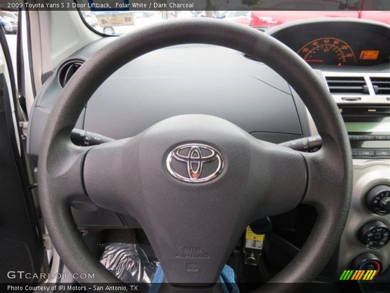 Polar White / Dark Charcoal 2009 Toyota Yaris S 3 Door Liftback