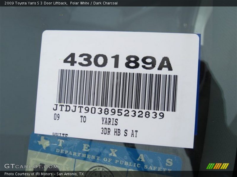 Polar White / Dark Charcoal 2009 Toyota Yaris S 3 Door Liftback