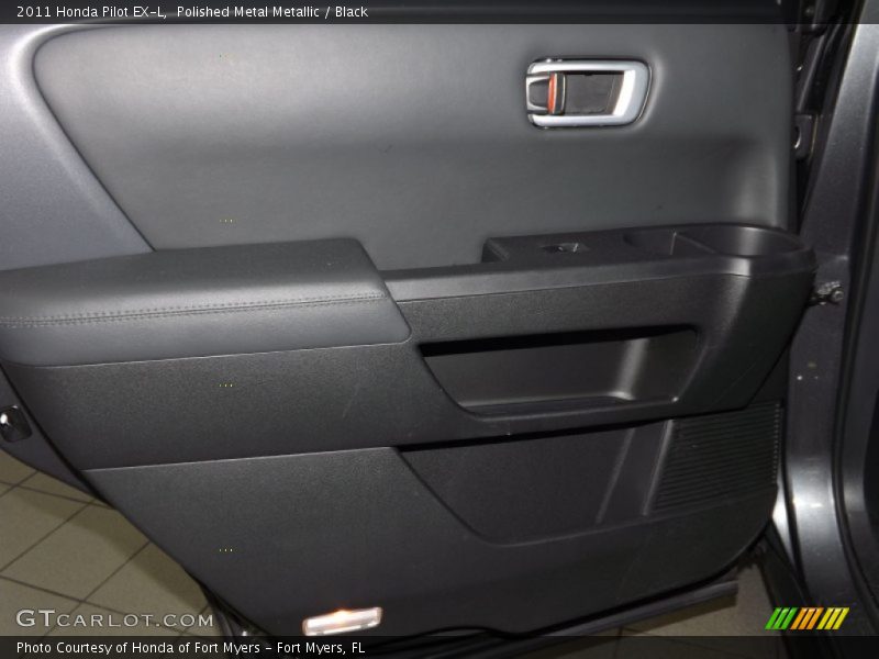 Polished Metal Metallic / Black 2011 Honda Pilot EX-L