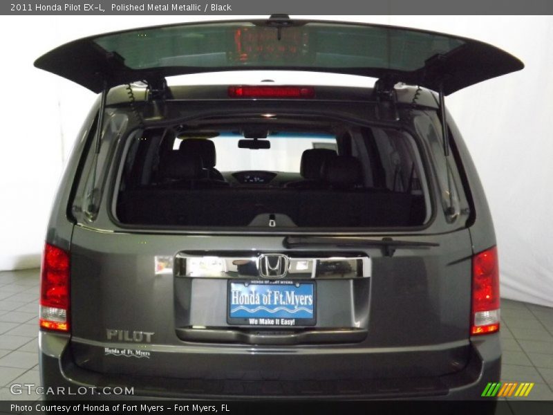 Polished Metal Metallic / Black 2011 Honda Pilot EX-L
