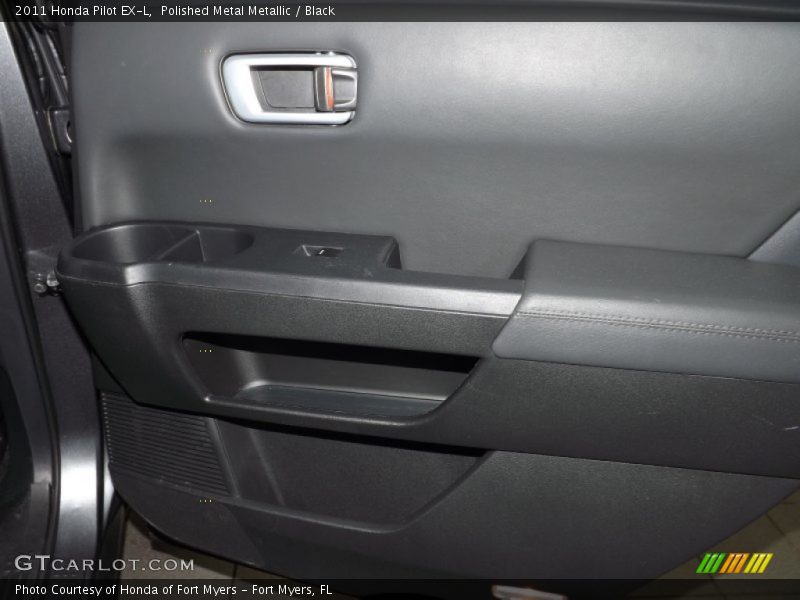 Polished Metal Metallic / Black 2011 Honda Pilot EX-L