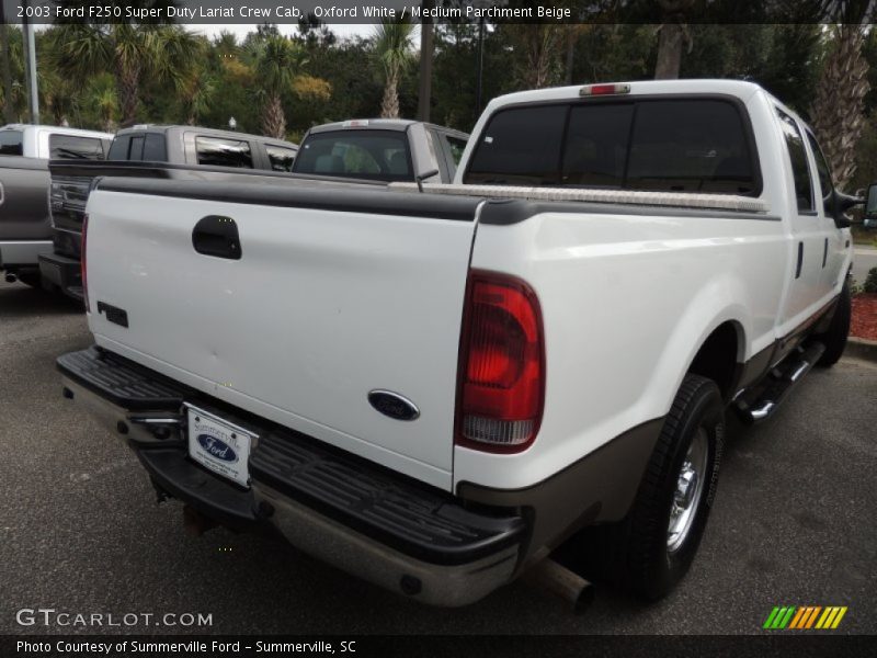 Oxford White / Medium Parchment Beige 2003 Ford F250 Super Duty Lariat Crew Cab