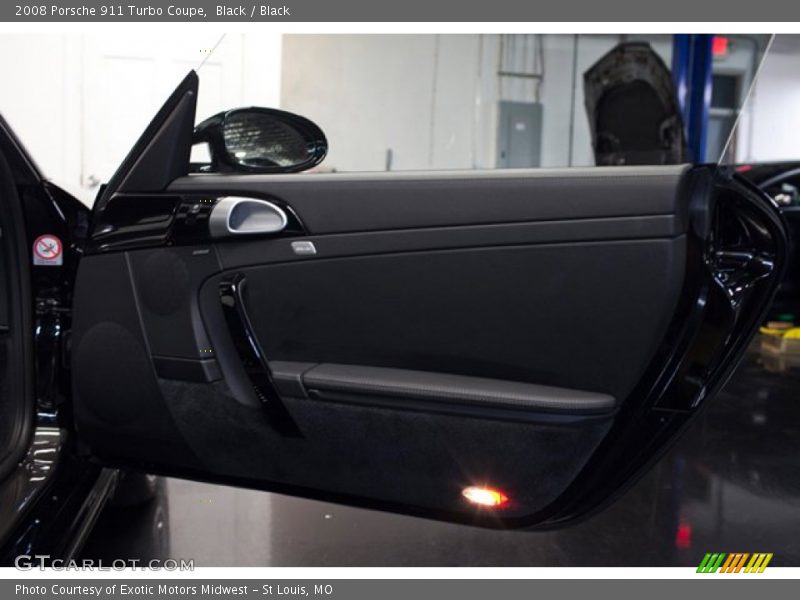 Door Panel of 2008 911 Turbo Coupe