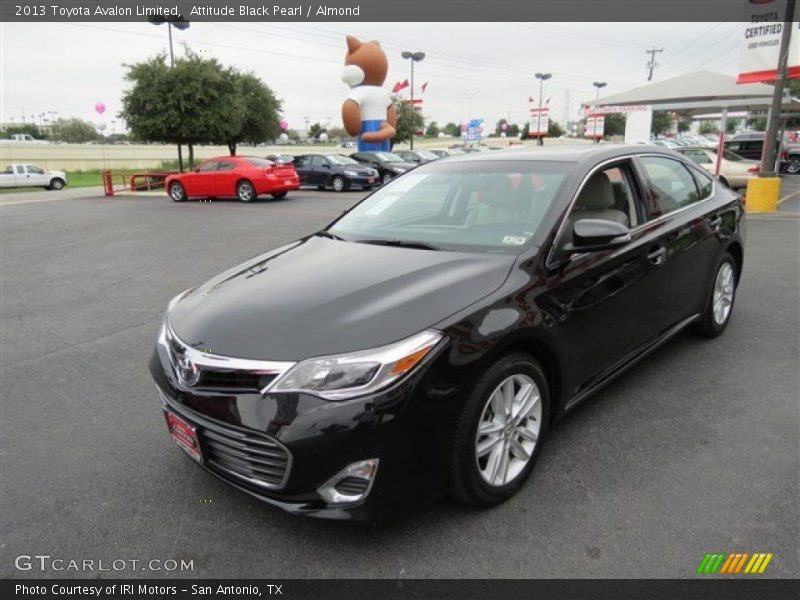 Attitude Black Pearl / Almond 2013 Toyota Avalon Limited