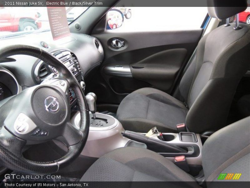 Electric Blue / Black/Silver Trim 2011 Nissan Juke SV