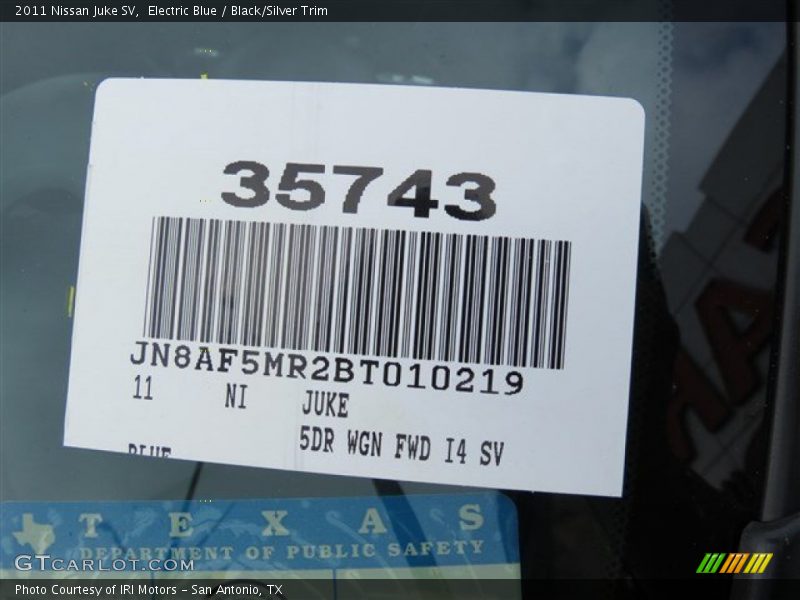 Electric Blue / Black/Silver Trim 2011 Nissan Juke SV