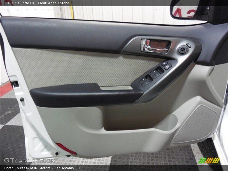 Clear White / Stone 2013 Kia Forte EX