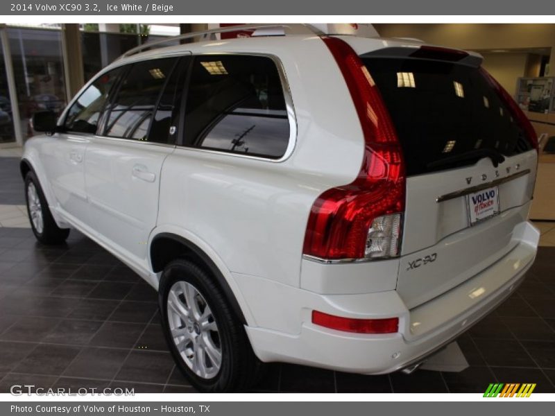 Ice White / Beige 2014 Volvo XC90 3.2