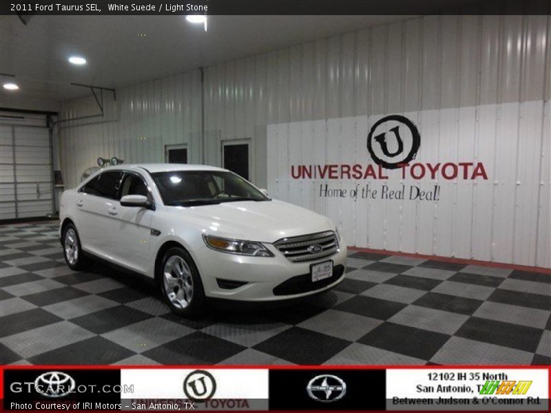 White Suede / Light Stone 2011 Ford Taurus SEL