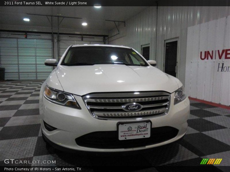White Suede / Light Stone 2011 Ford Taurus SEL