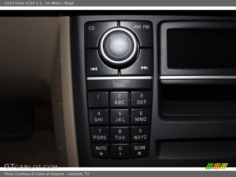 Ice White / Beige 2014 Volvo XC90 3.2