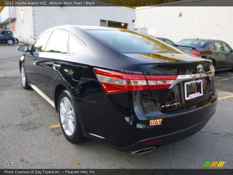 Attitude Black Pearl / Black 2013 Toyota Avalon XLE