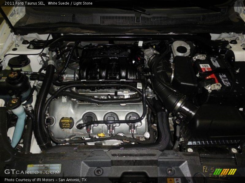 White Suede / Light Stone 2011 Ford Taurus SEL