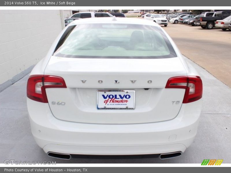 Ice White / Soft Beige 2014 Volvo S60 T5