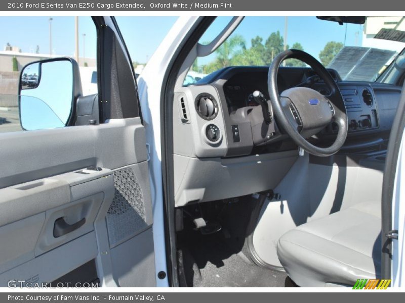 Oxford White / Medium Flint 2010 Ford E Series Van E250 Cargo Extended