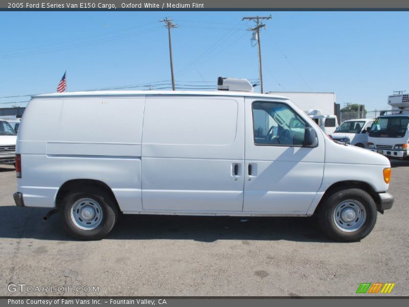 Oxford White / Medium Flint 2005 Ford E Series Van E150 Cargo