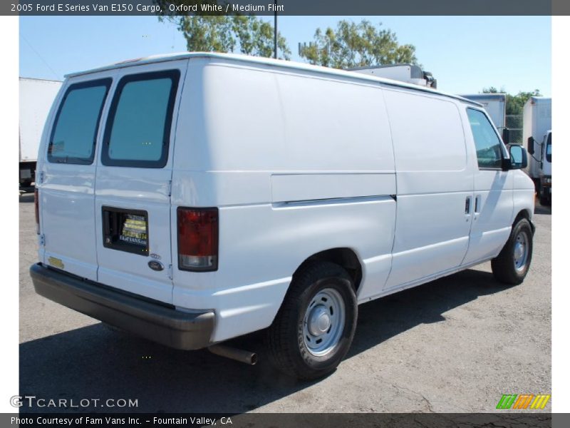 Oxford White / Medium Flint 2005 Ford E Series Van E150 Cargo