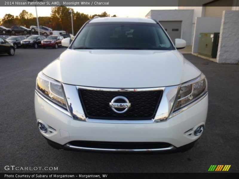 Moonlight White / Charcoal 2014 Nissan Pathfinder SL AWD