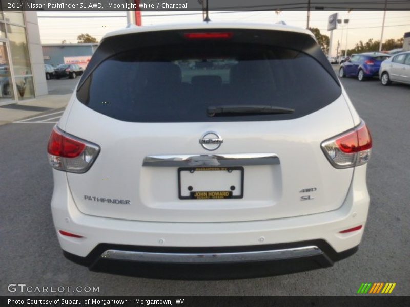 Moonlight White / Charcoal 2014 Nissan Pathfinder SL AWD