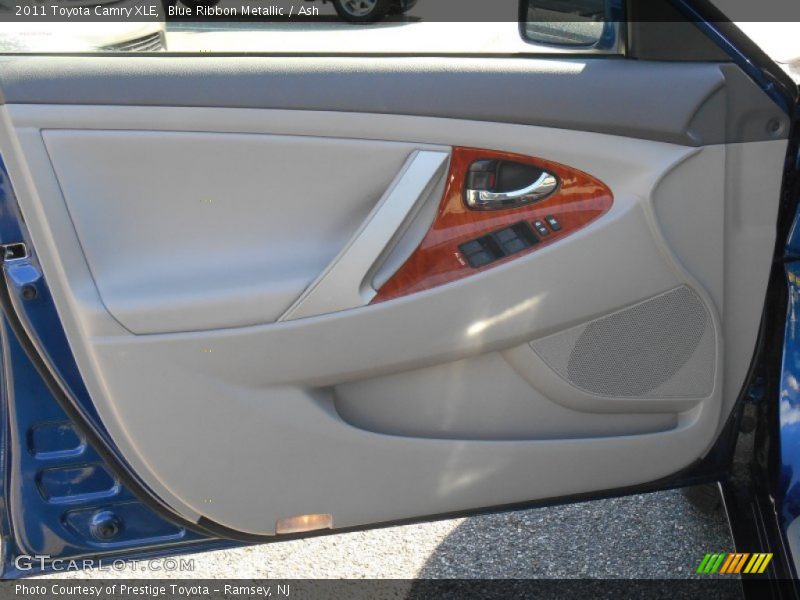 Blue Ribbon Metallic / Ash 2011 Toyota Camry XLE