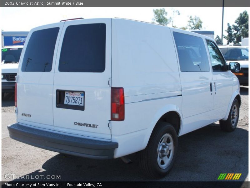 Summit White / Blue 2003 Chevrolet Astro