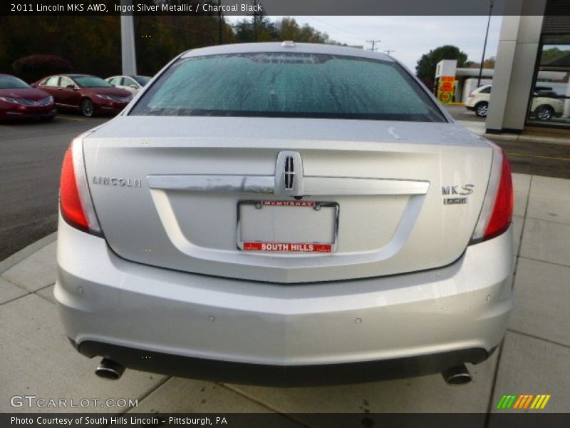Ingot Silver Metallic / Charcoal Black 2011 Lincoln MKS AWD