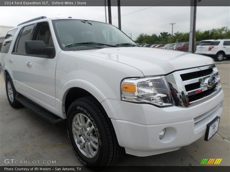 Oxford White / Stone 2014 Ford Expedition XLT