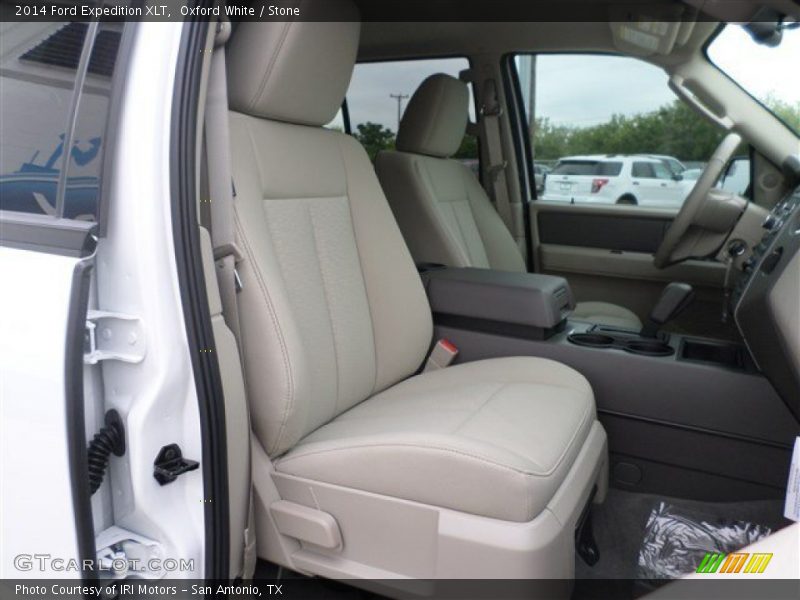 Oxford White / Stone 2014 Ford Expedition XLT